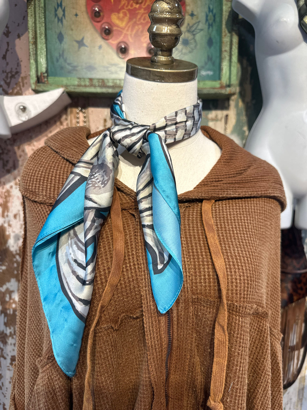 A Rare Bird Blue & Cream Wildrag