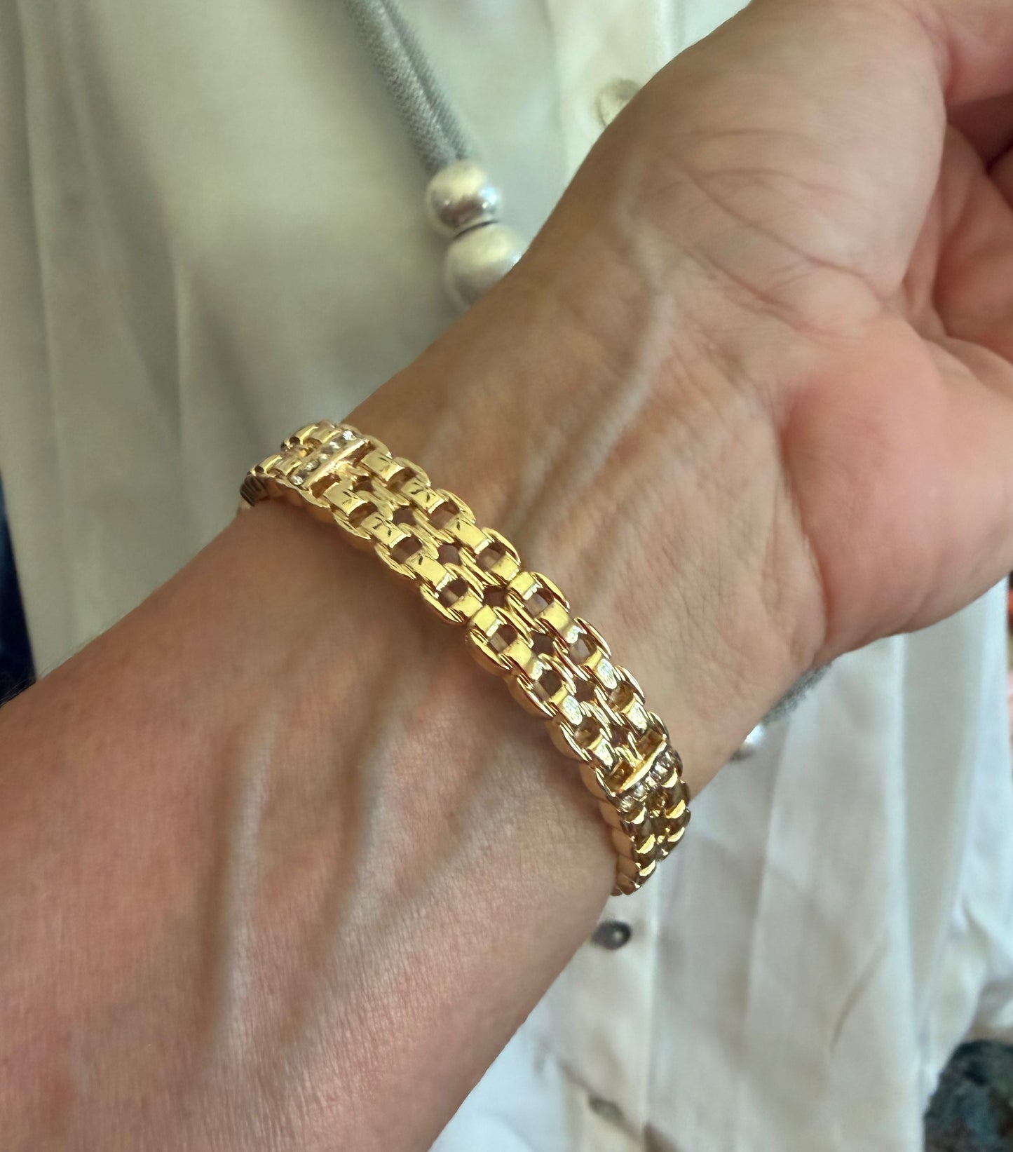 Snaffle Bit Stretch Bracelet