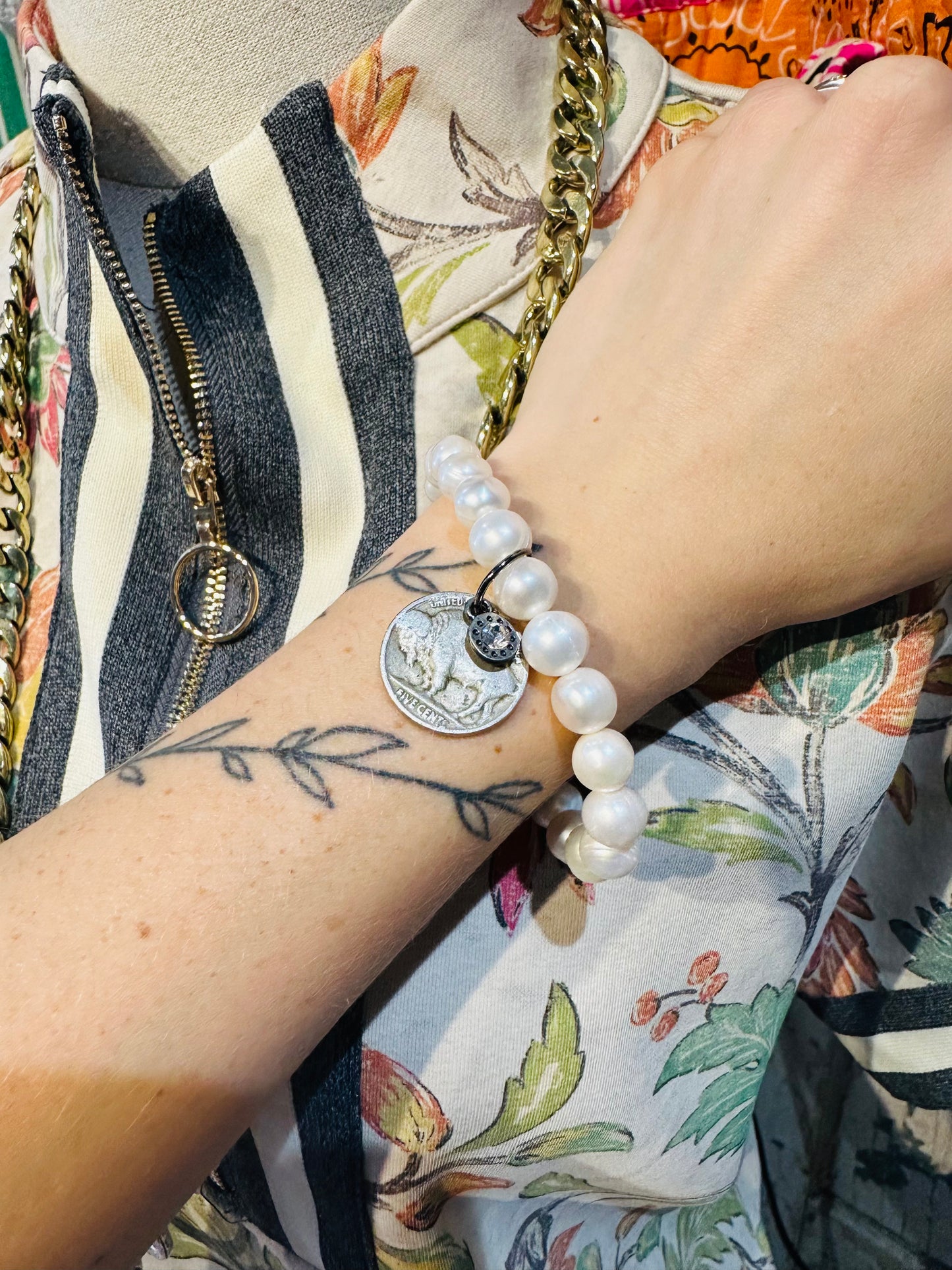 Sandra Ling Freshwater Pearl Buffalo Necklace Bracelet