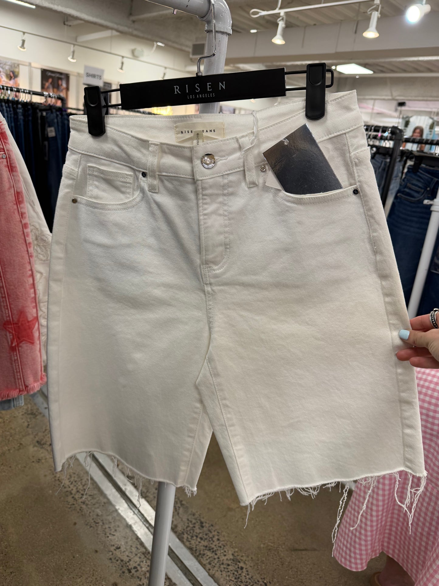 ❤️Preorder TWO WEEKS: RDS6343X White Shorts