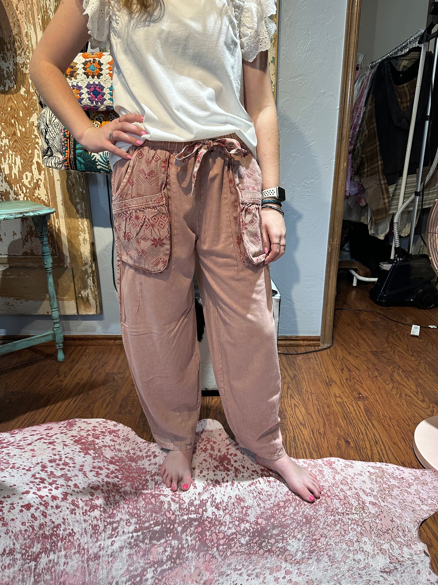 Easel Ethnic Print Barrel Pants Pink