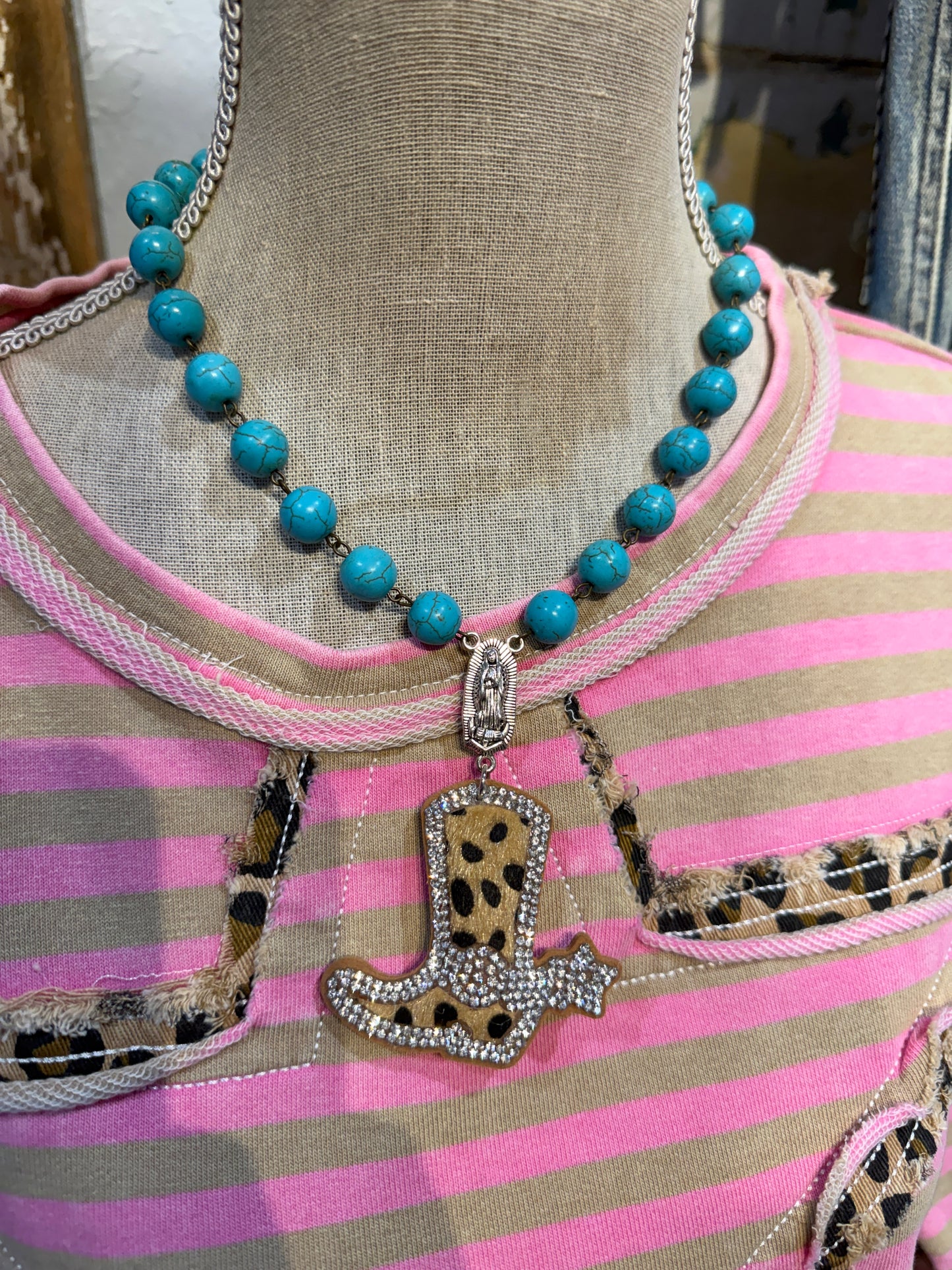 Turquoise Necklace with Leopard Sparkle Boot