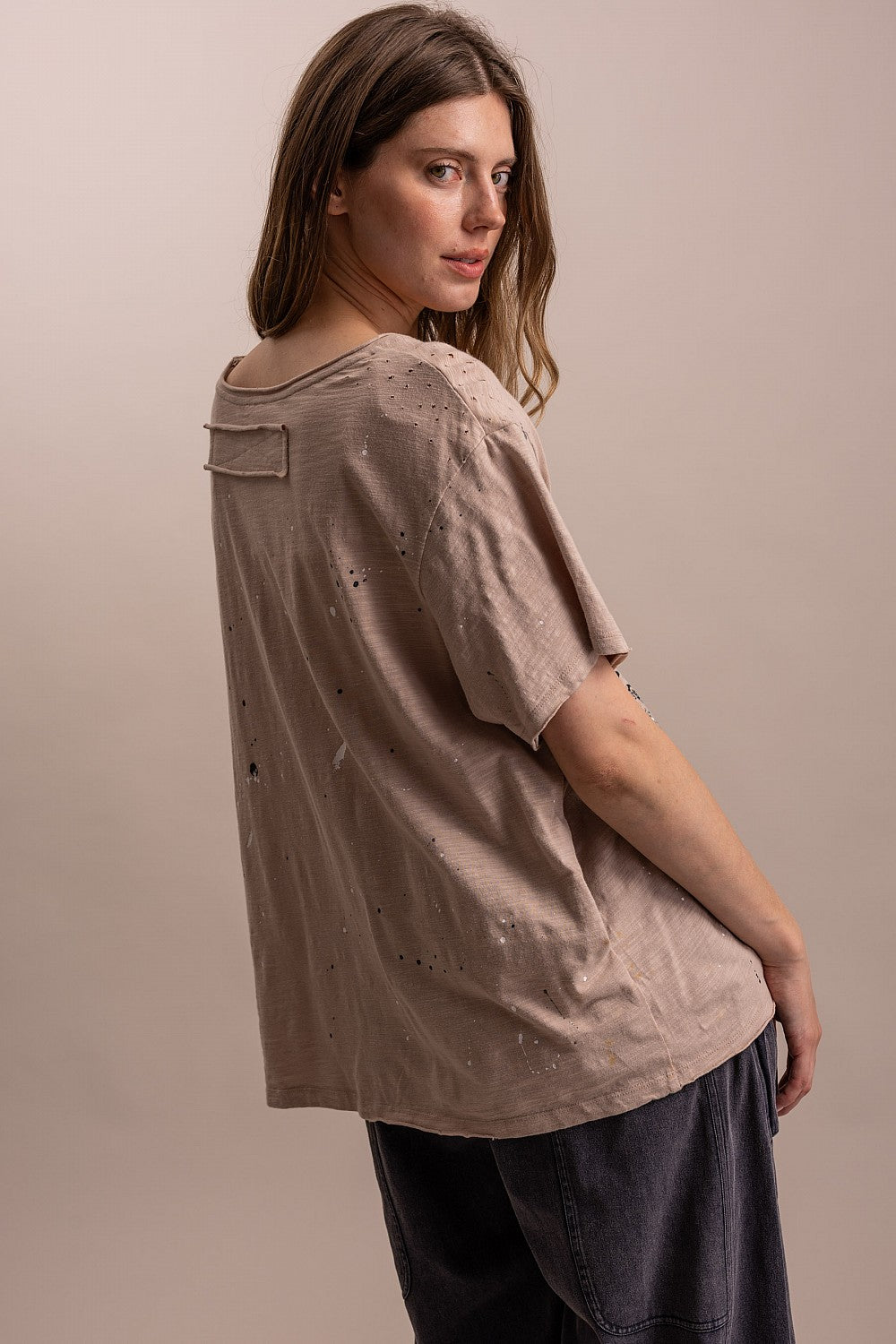 BlueVelvet Taupe Native American Print T-Shirt