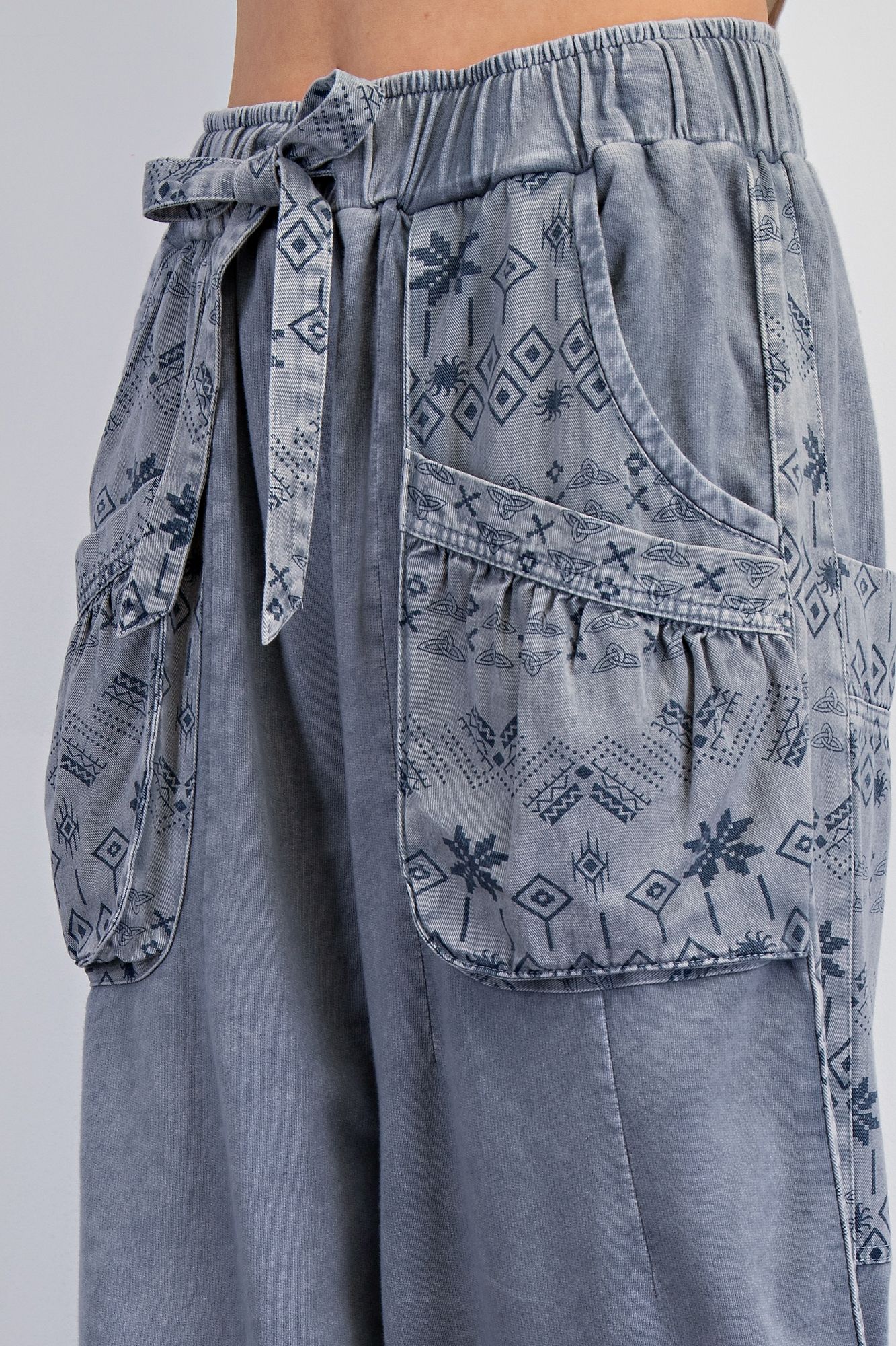 Easel Ethnic Print Barrel Pants Denim