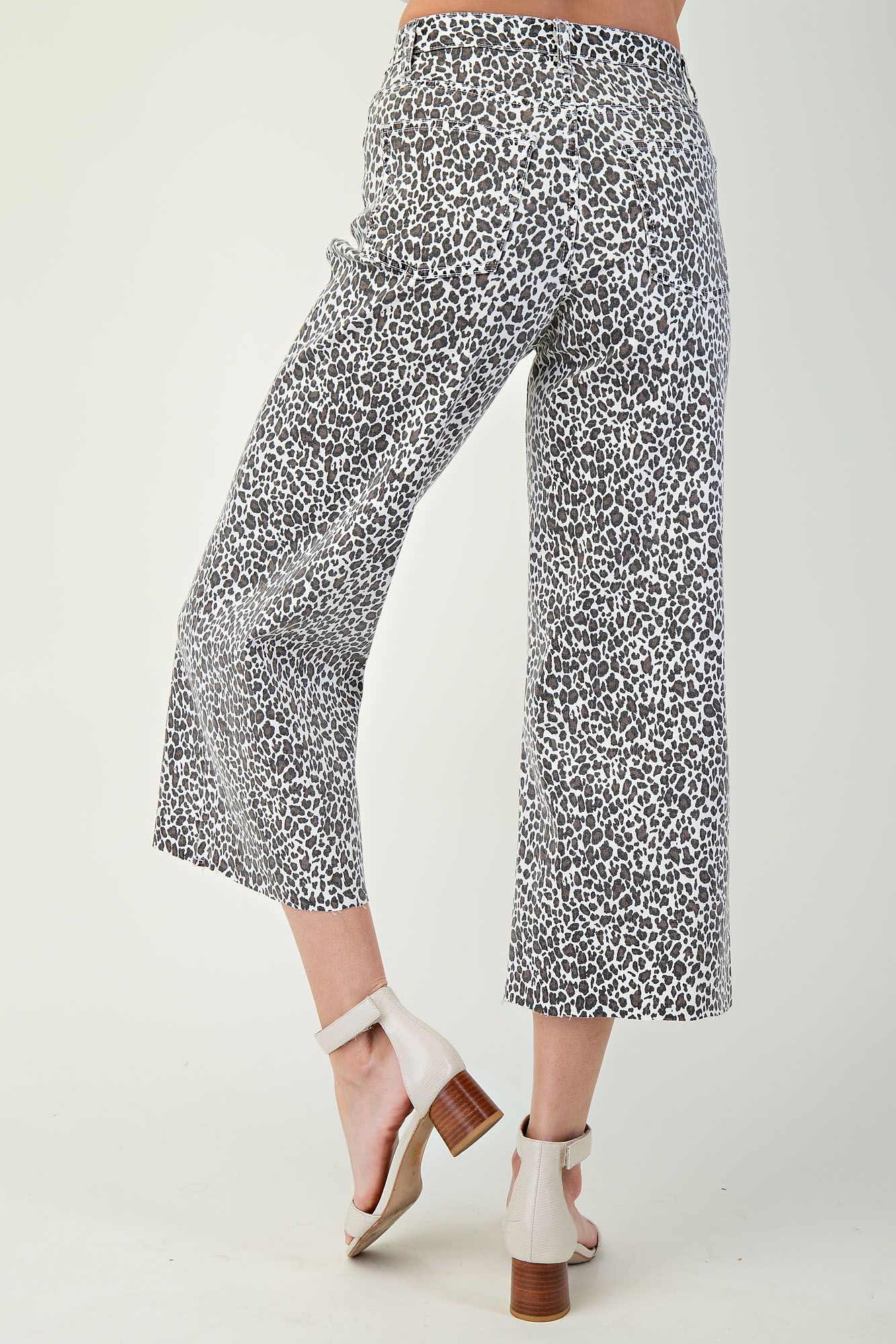 Easel Cheetah Five Button Stretch Pants