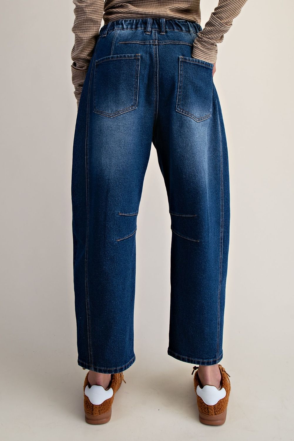 Easel Embroidered Star and Stud Barrel Jeans