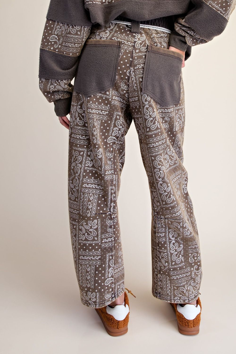 Easel Ash Bandana Print Barrel Pants