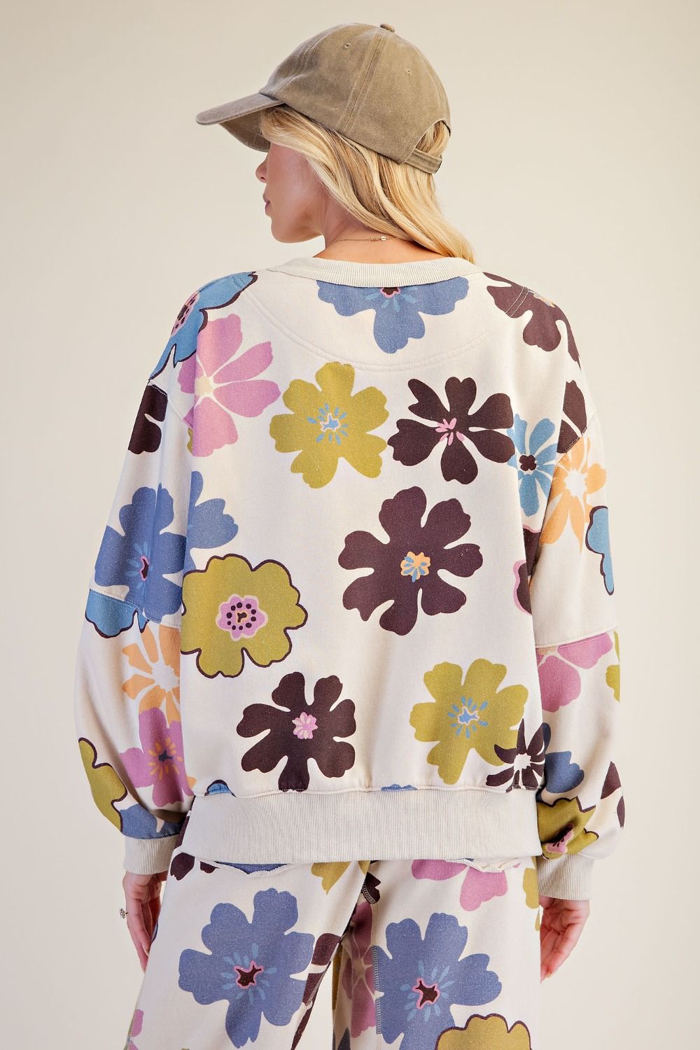 Easel Khaki Flower Printed Pullover