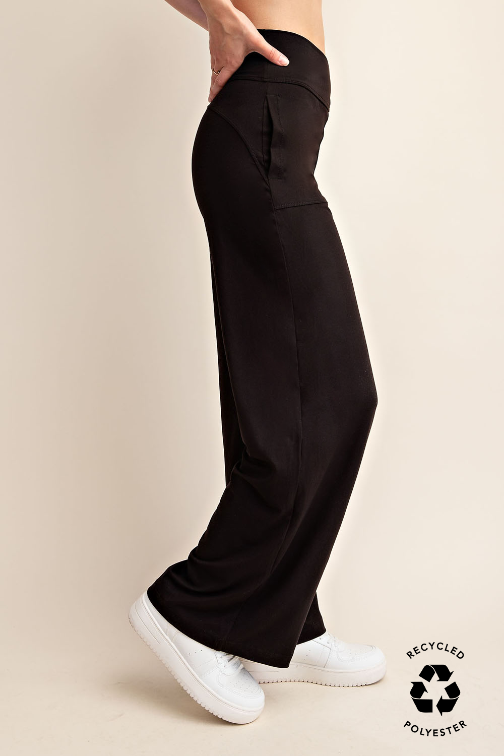 Butter V Waist Wide Pants Black