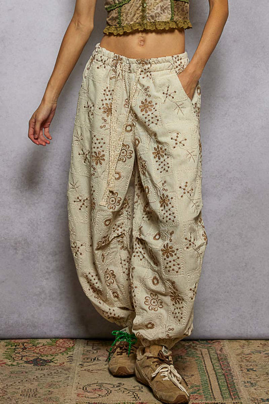 POL Floral Eyelet Joggers Natural