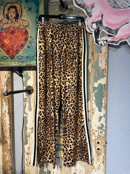 Black and White Stripe Cheetah Printed Butter Pant