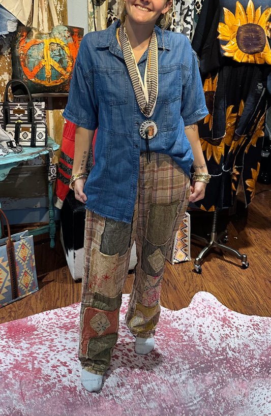 Easel Short Sleeve Denim Button Up Top