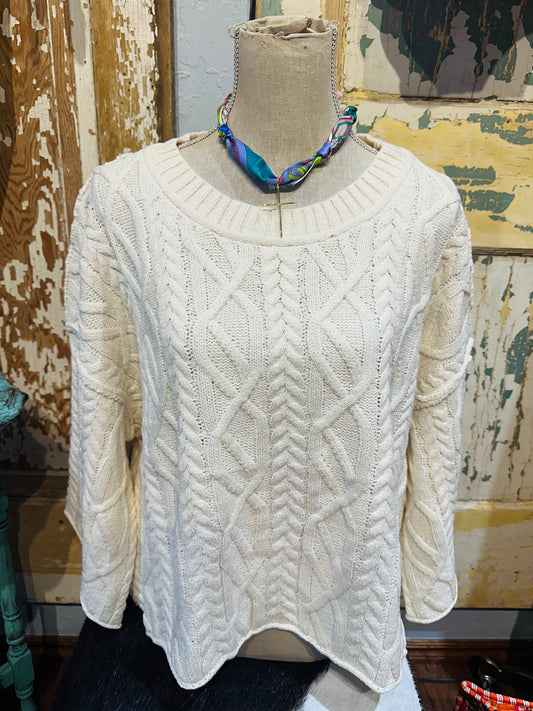 Powder Cream Sweater