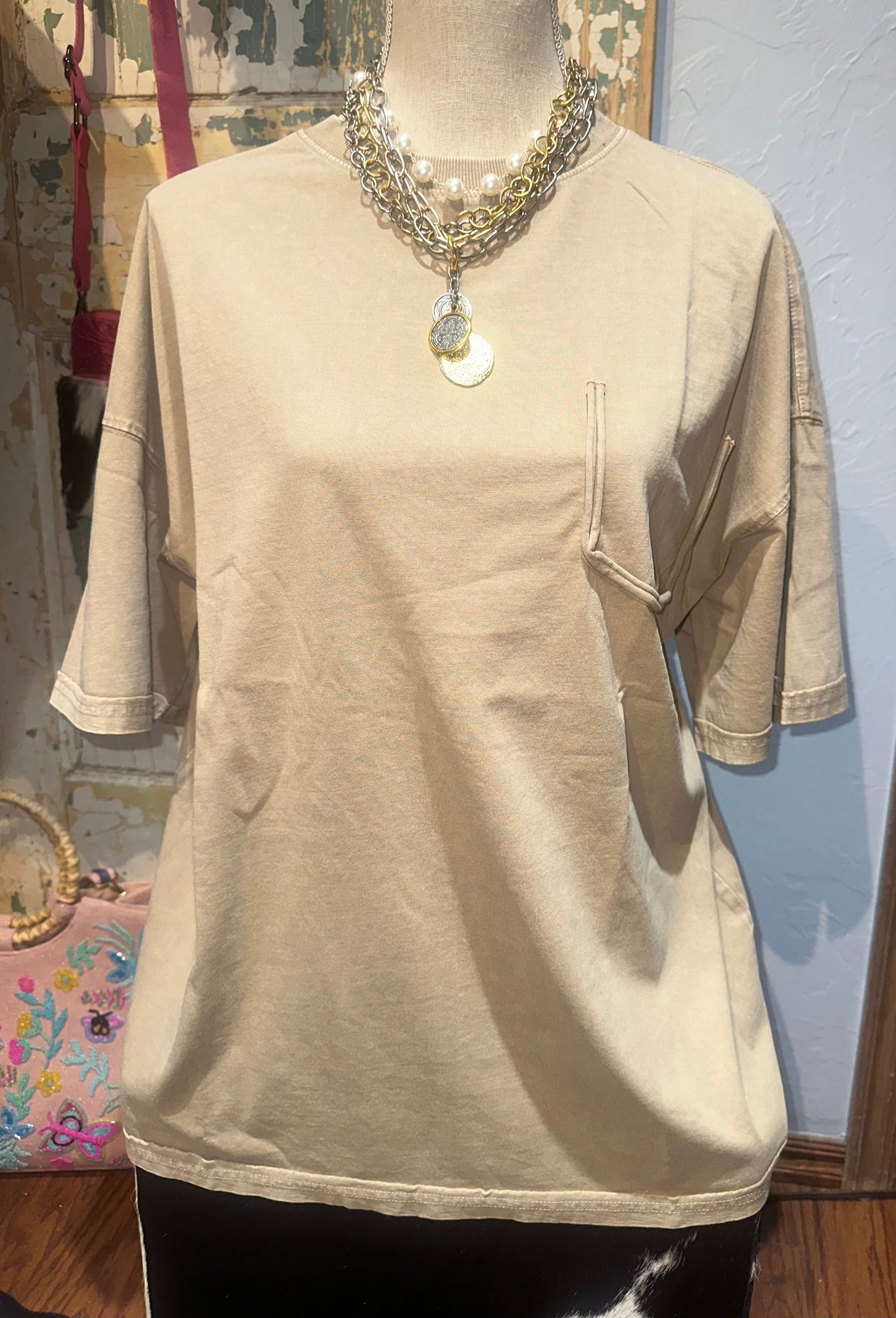 Easel Short Sleeve Mineral Washed Tee Mocha