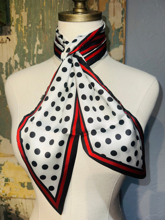 Red and Black Dot Twilly