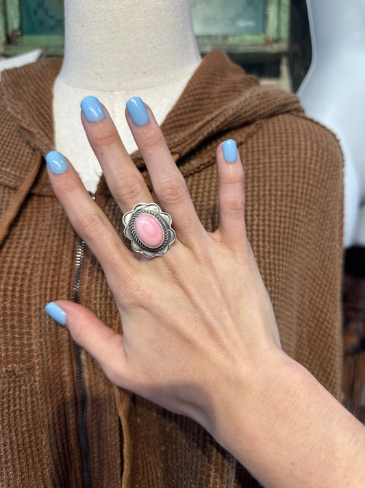 Navajo Pink Conch Ring