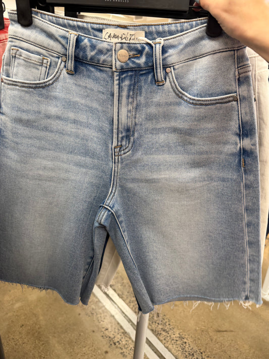 ❤️Preorder TWO WEEKS: RDS6285X Light Denim Shorts