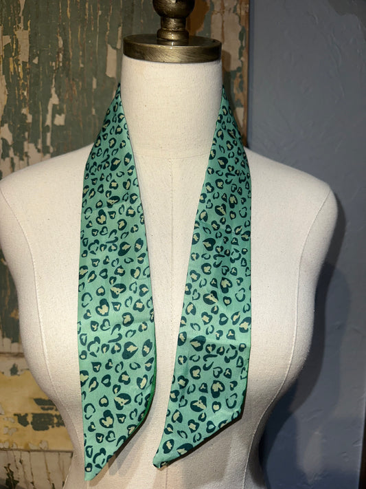 Green Animal Print Twilly