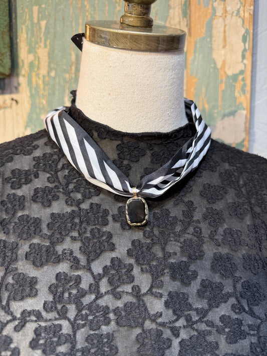 Black Onyx Pendant on Stripe Twilly