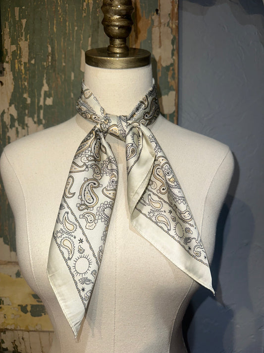 White Paisley Twilly