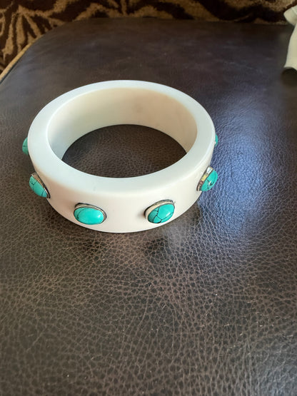 Small White Turquoise Resin Bangle