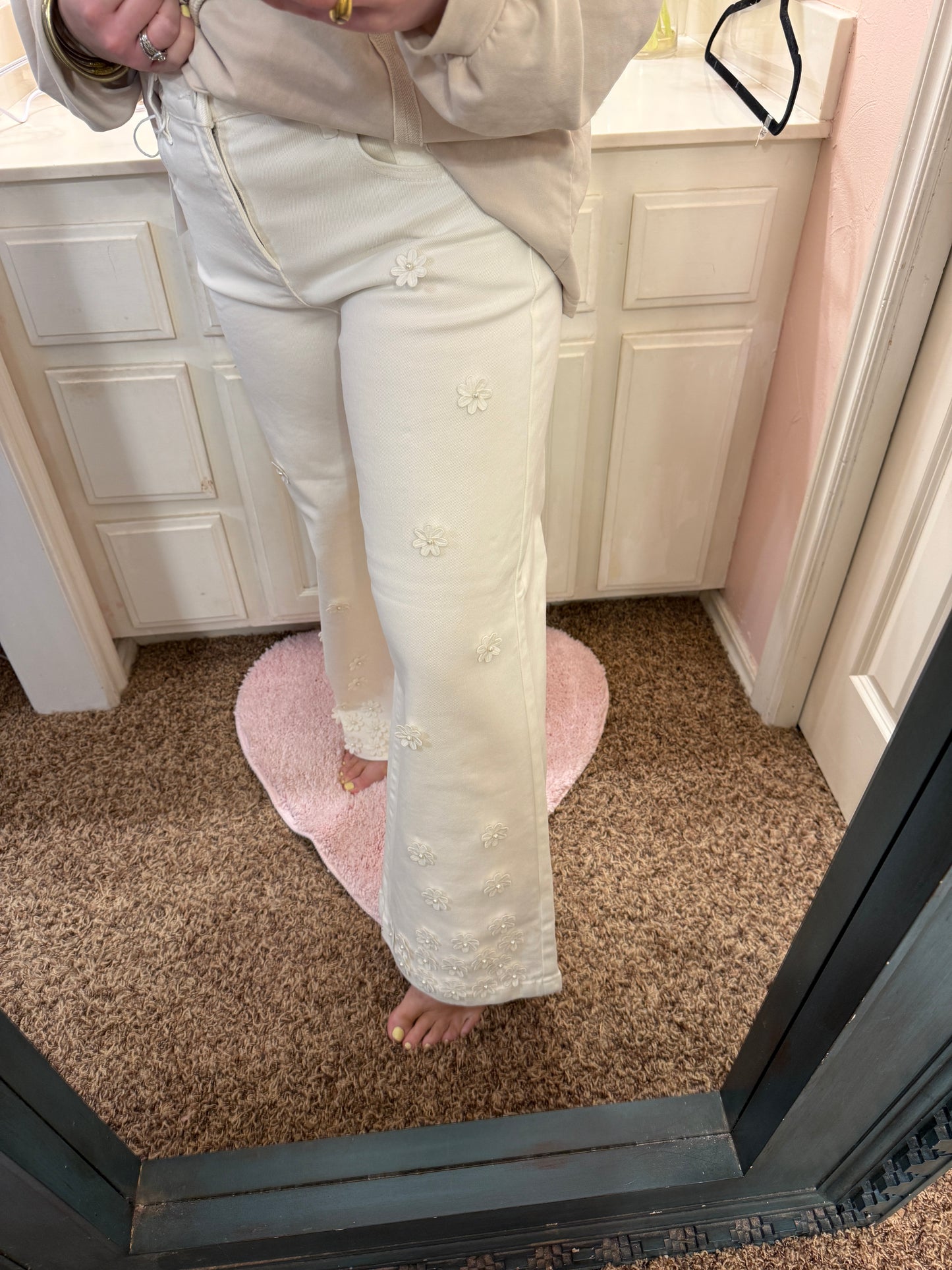 Risen Mid Rise Crop Wide Leg Cream Flower Pants