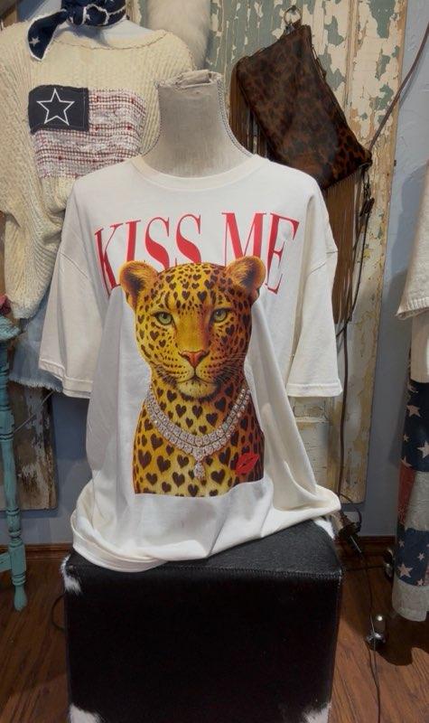 Kiss Me Cheetah Tee