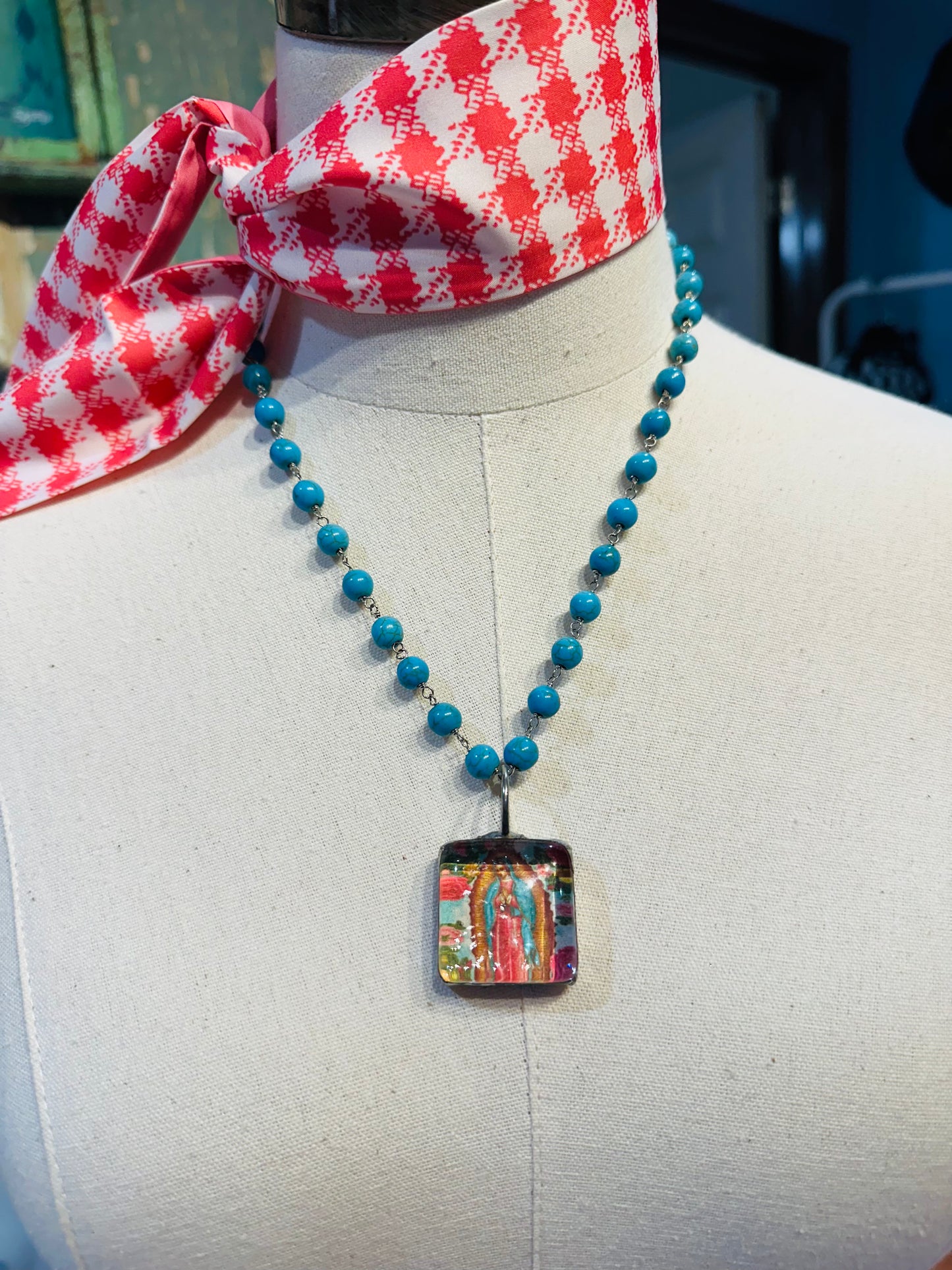 Mary Necklace