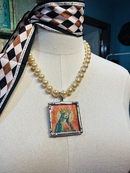 Queen Sunlight Necklace