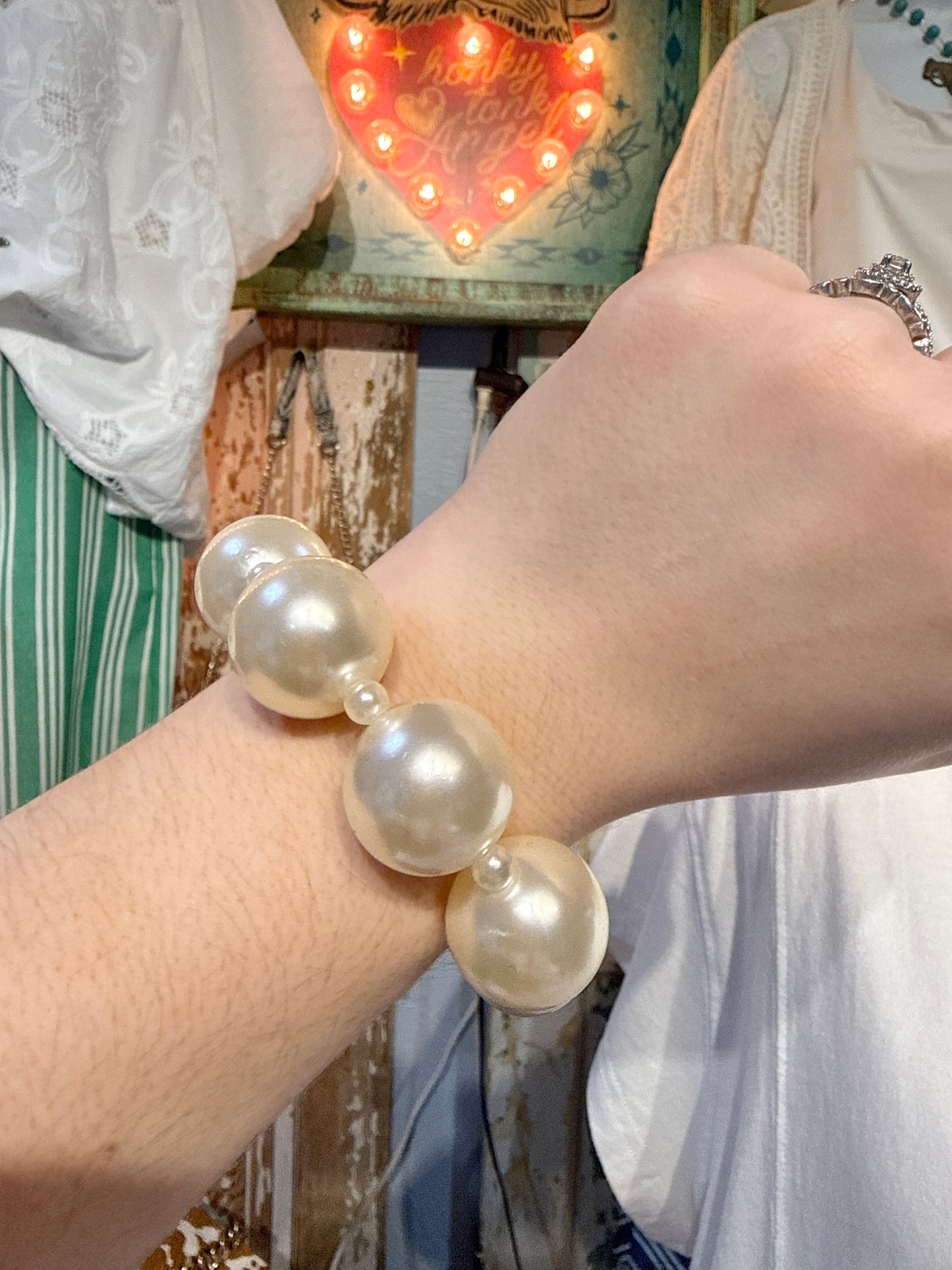 Large Pearl White Bracelet