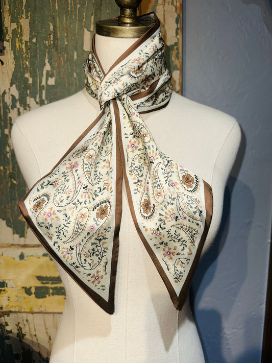 Brown Floral Twilly