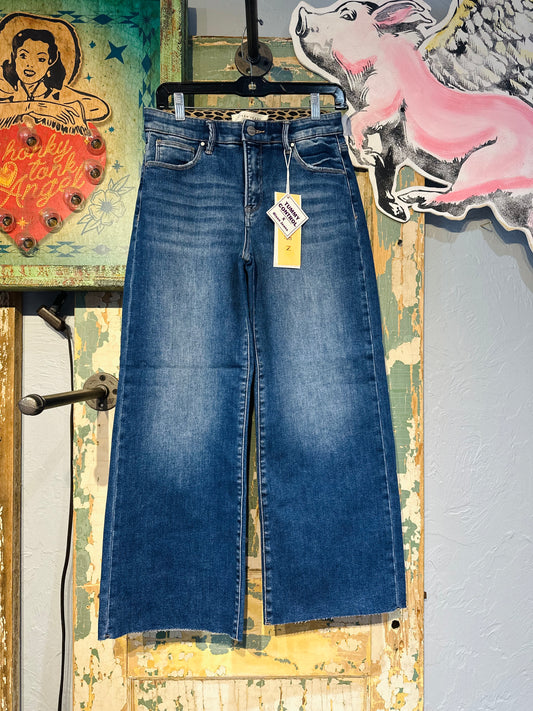 RISEN Mid-Rise Crop Wide Jeans Color Dark