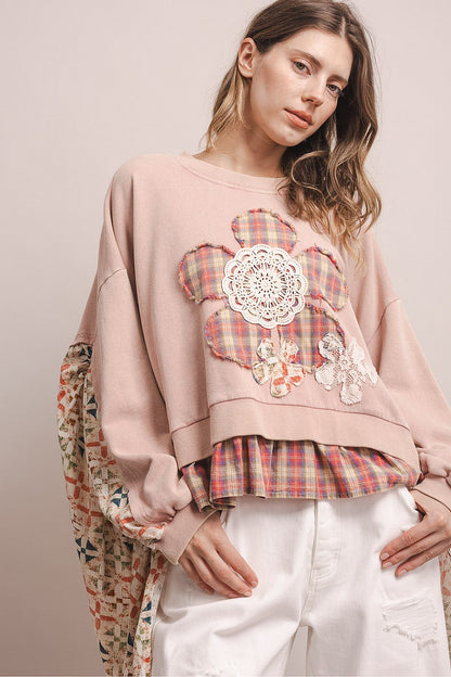 BlueVelvet Dusty Pink Flower Patch Plaid Sweatshirt