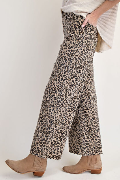Easel Darker Cheetah Denim
