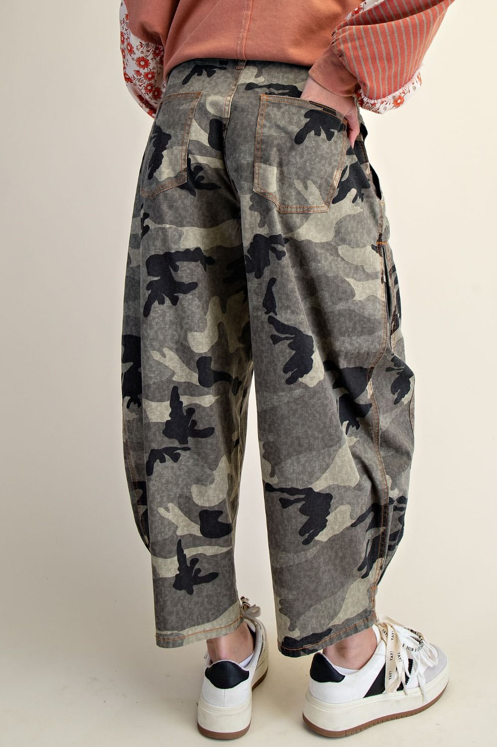 Easel Olive Grey Camo Barrel Pants