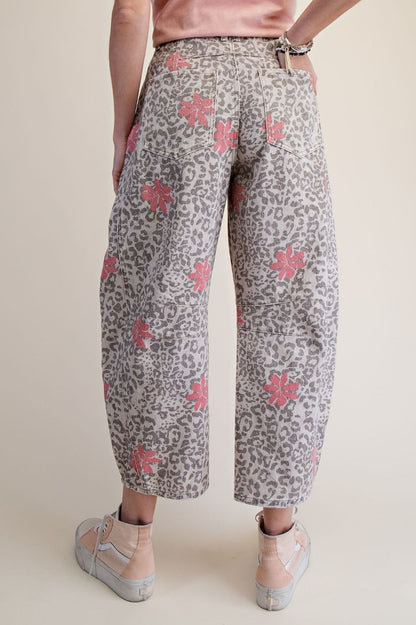 Easel Rose Stone Cheetah Barrel Pants
