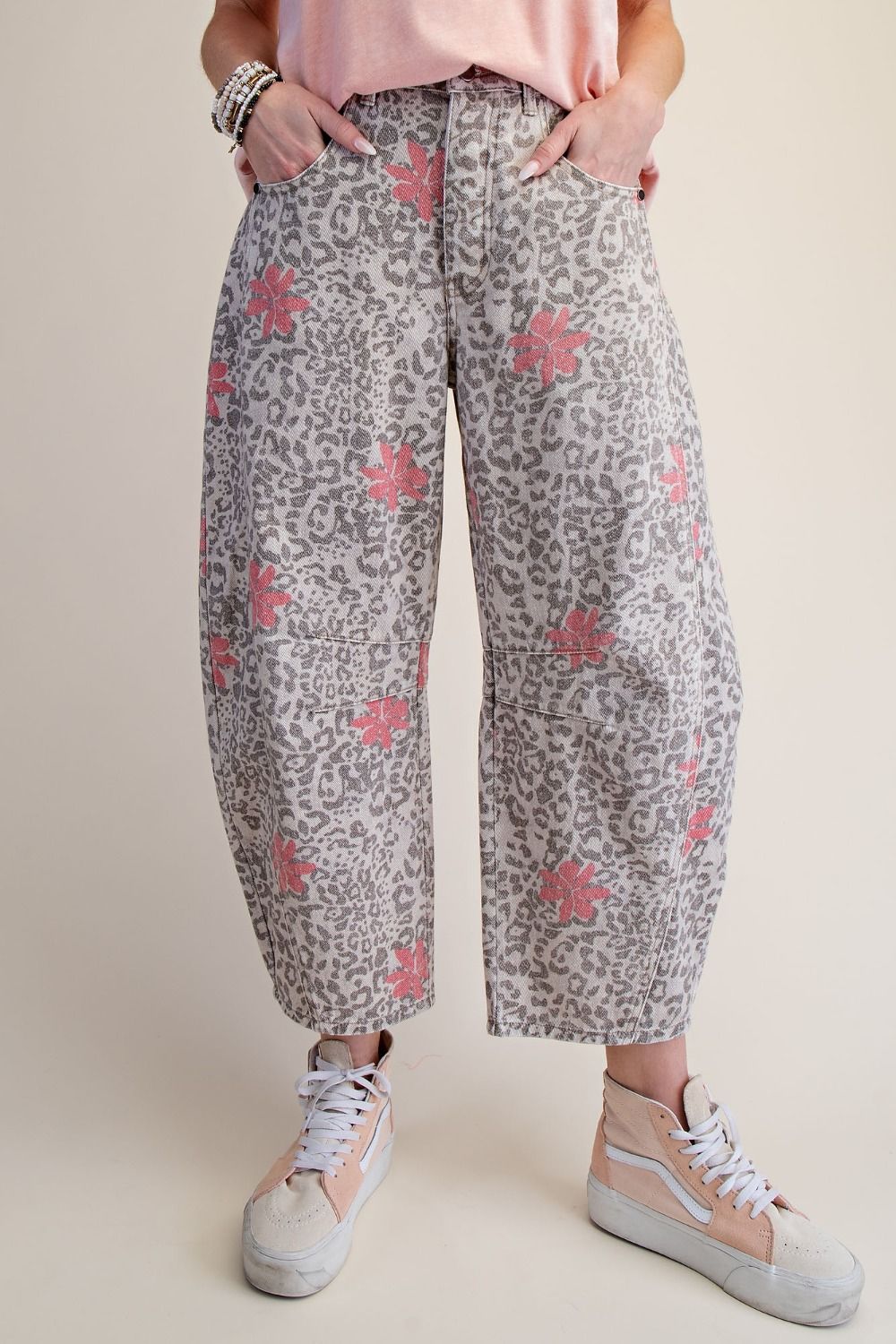 Easel Rose Stone Cheetah Barrel Pants