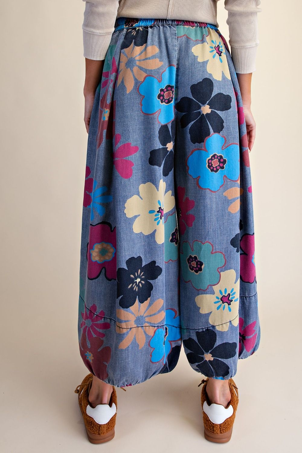 Easel Flower Denim Pants