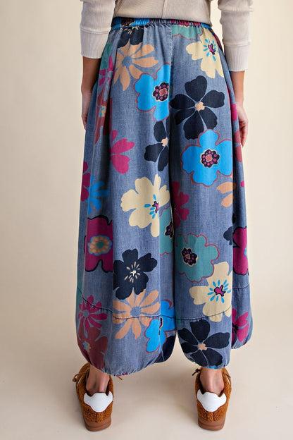 Easel Flower Denim Pants