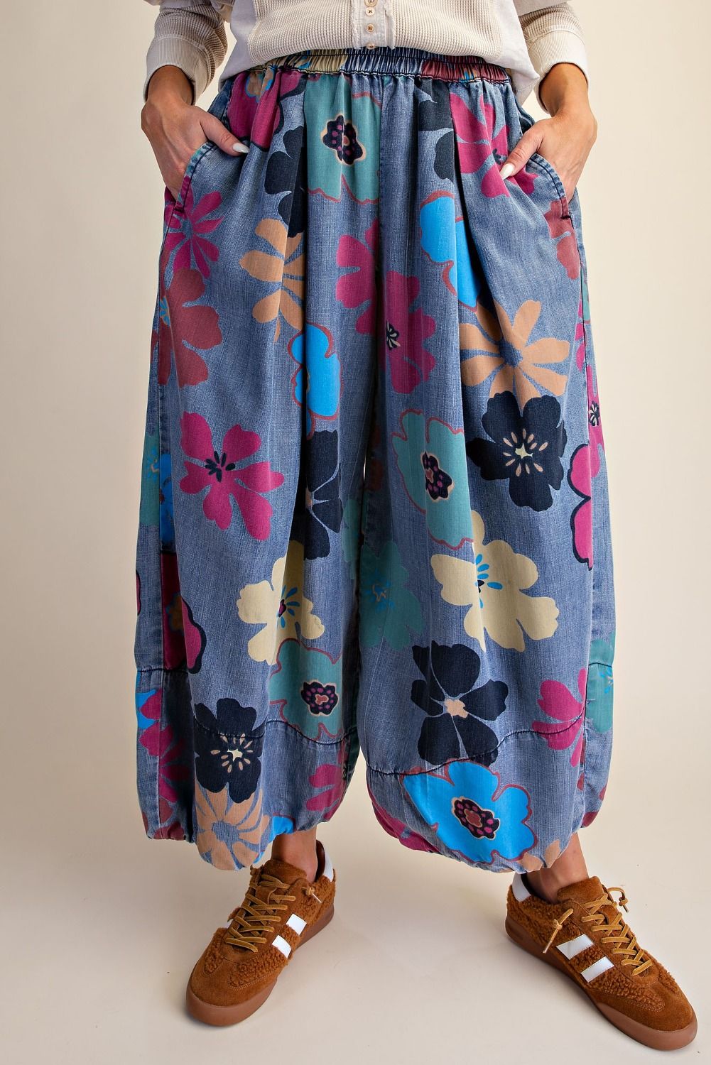 Easel Flower Denim Pants