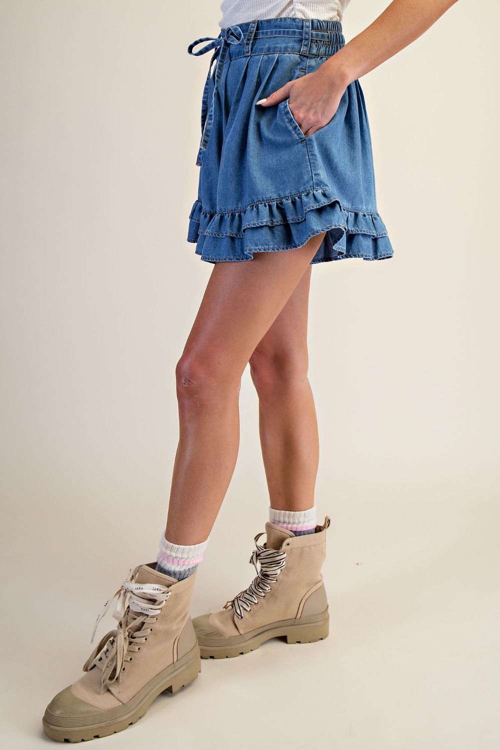 Easel Ruffle Bottom Washed Denim Shorts