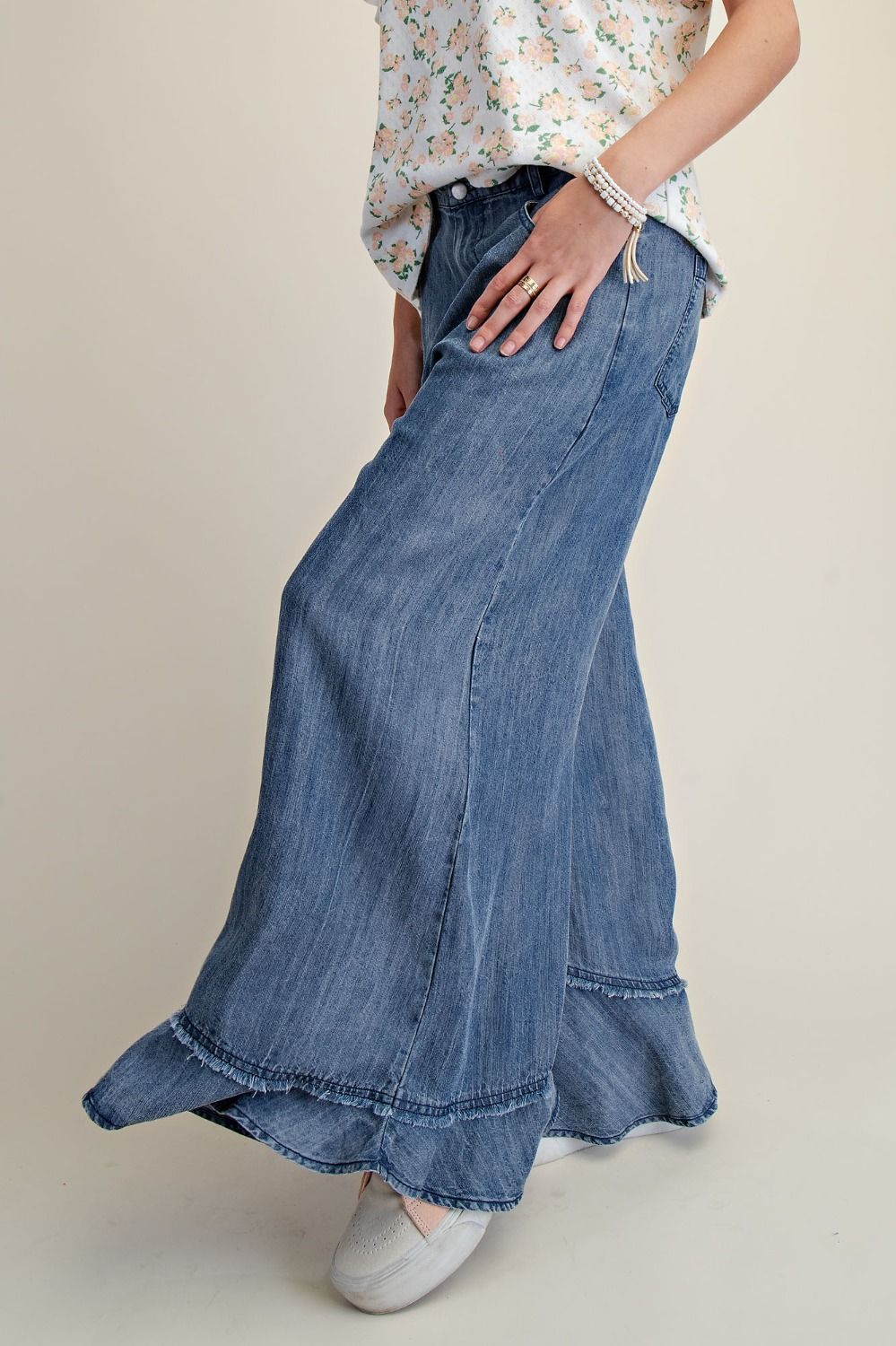 Easel Washed Denim Chambray Pants