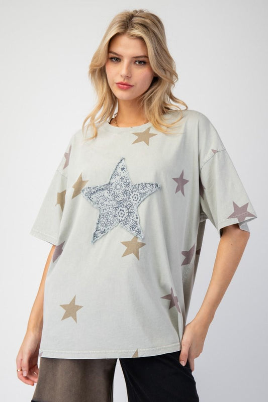 Easel Star Patch and Print Top Pale Sage
