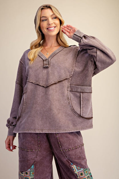 Easel Mocha Pocket Pullover