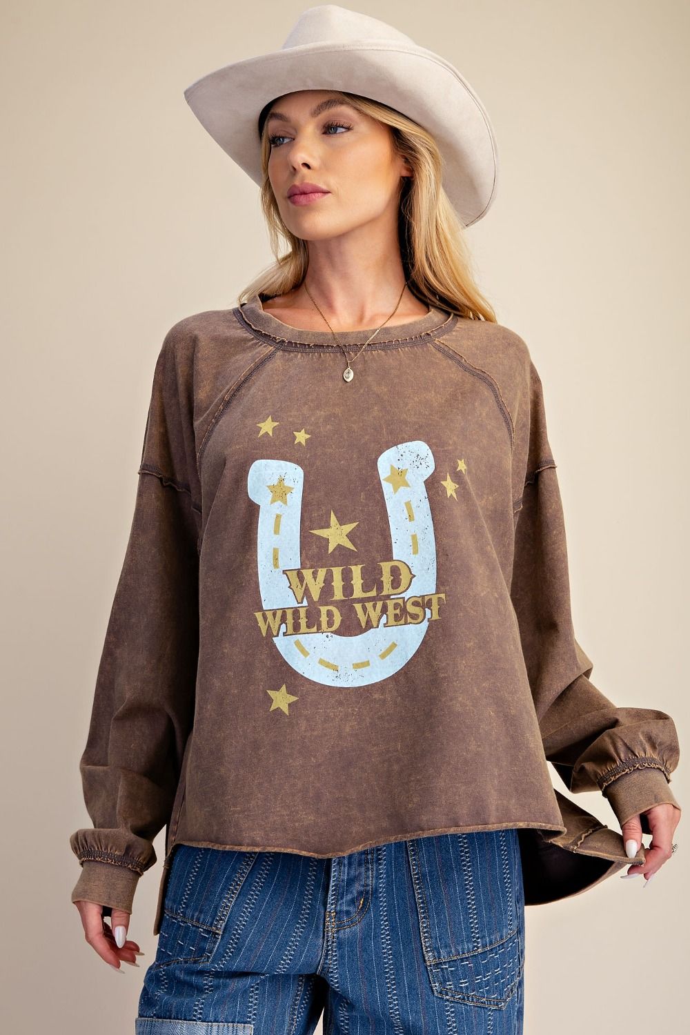 Easel Mocha Wild Wild West Horseshoe Top