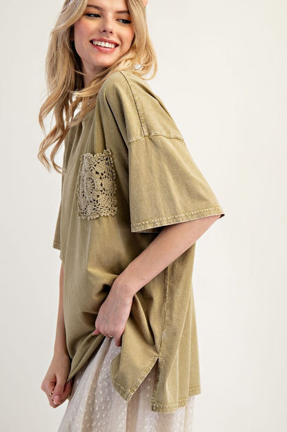 Crochet Pocket Tee Faded Olive