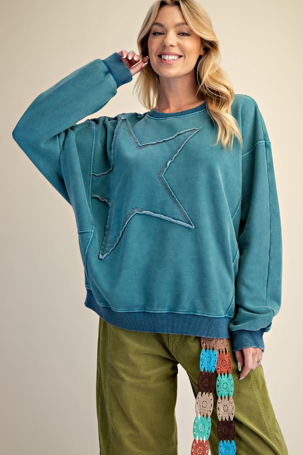 Easel Teal Star Pullover