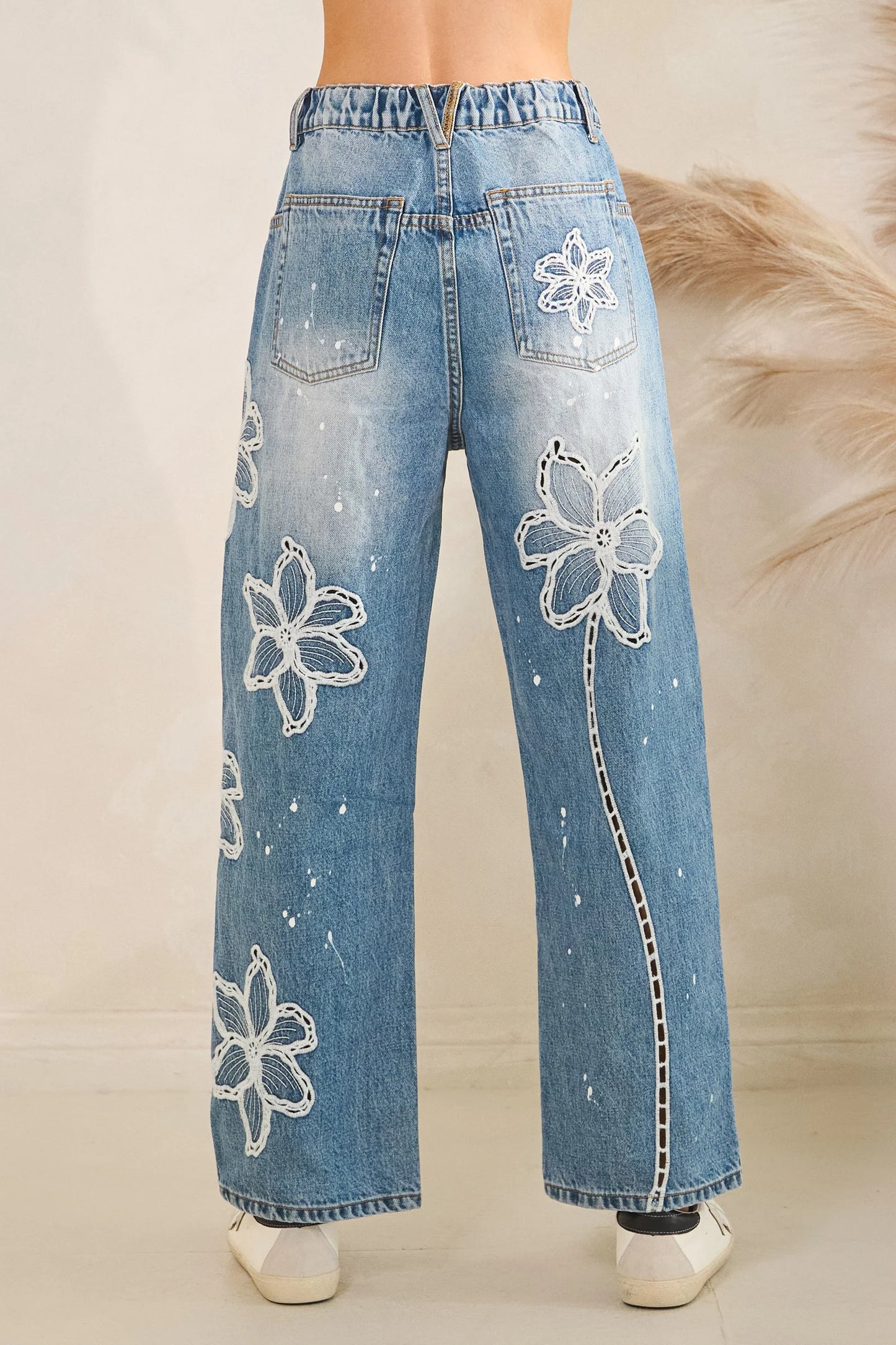 Oli & Hali White Floral Embroidered Straight Jeans