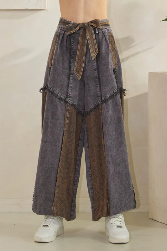 Mixed Fabric Belted Jogger Pants Oli & Hali Black