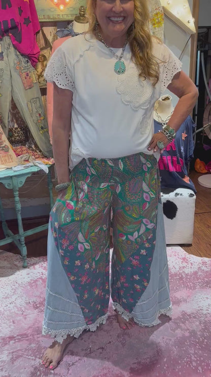 Easel White Crochet Patch Top